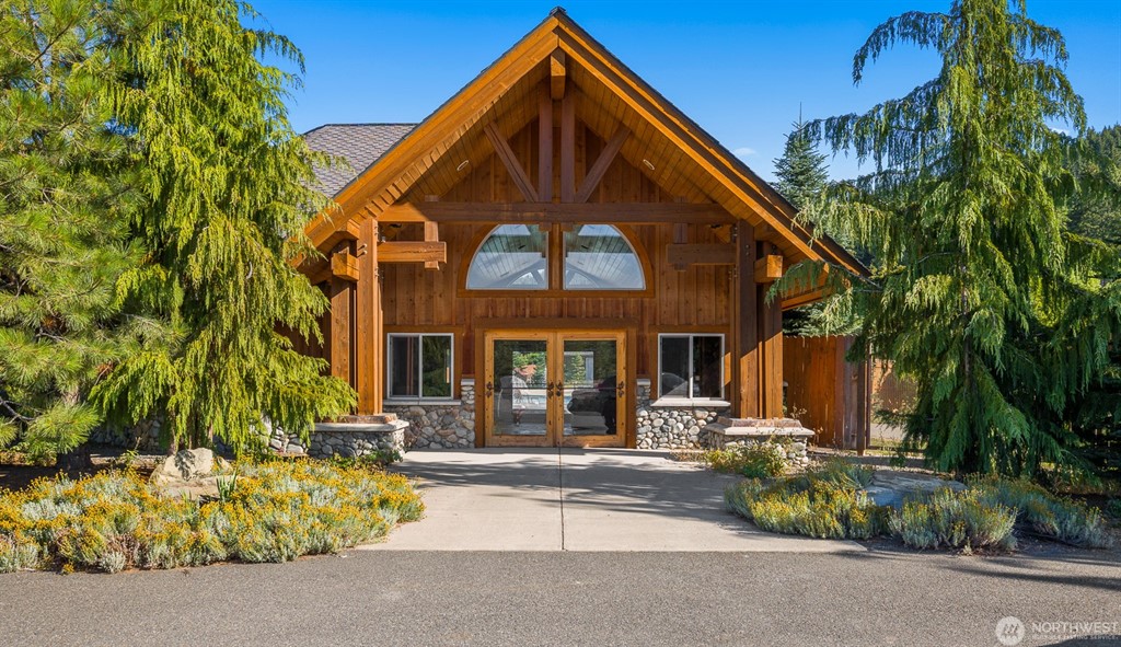 Roslyn Ridge Activity Center